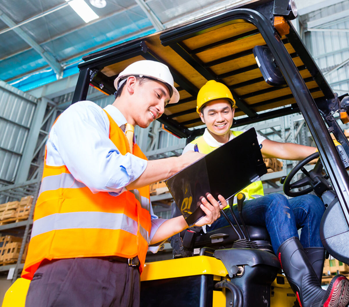 forklift-workers