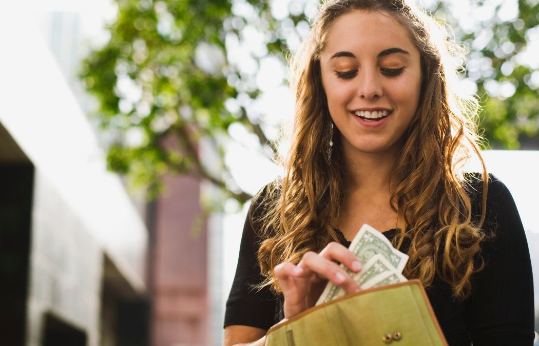 How Babysitting Benefits Teens - The Babysitting Course